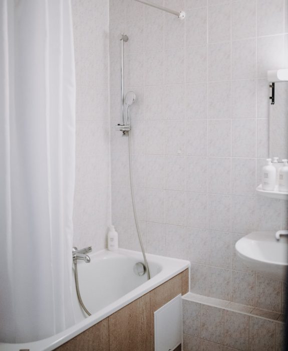 escale-chambre-hotel-chatel-baignoire