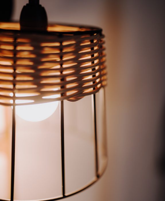escale-chambre-tradition-luminaire-sejour-chatel