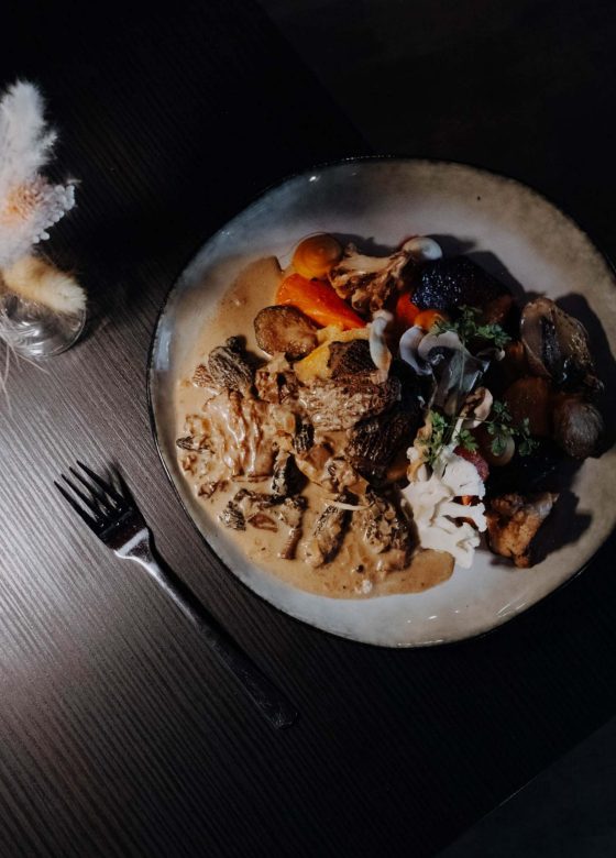 escale-heritage-assiette-plat-champignons-sauce-chatel