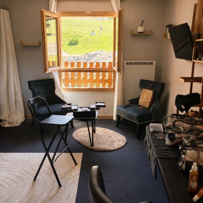 escale-mariage-en-haute-savoie-preparation-maquillage