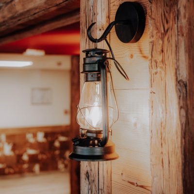 lampe-huile-decoration-chaleureuse-chatel-escale